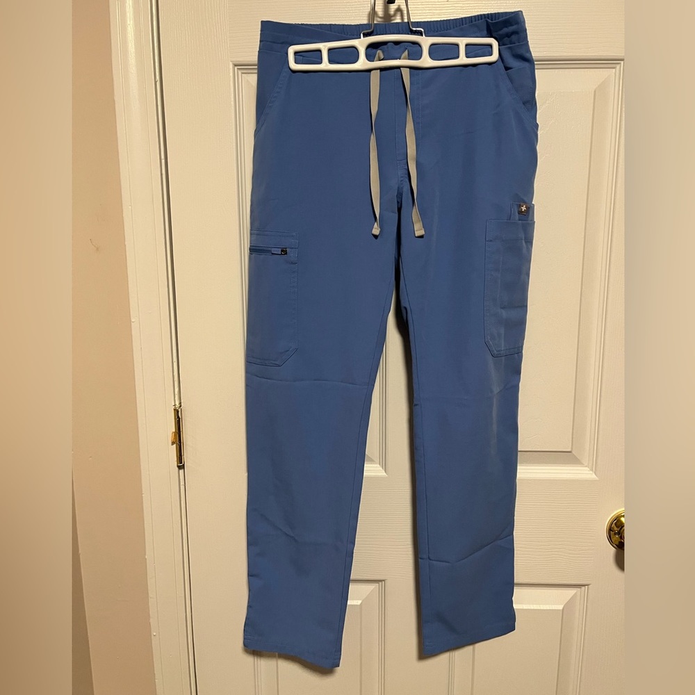 FIGS SCRUB PANTS